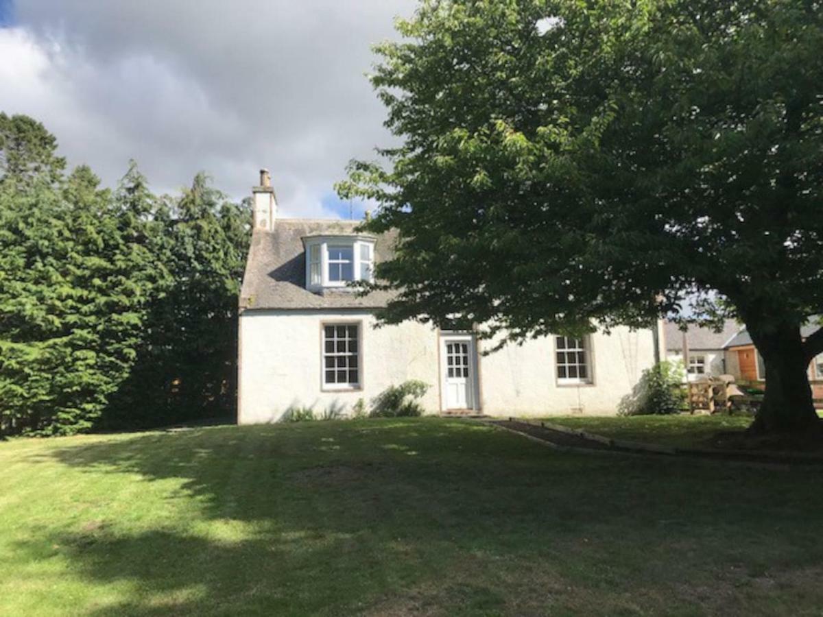 Traditional Family Home In Royal Deeside Aboyne Exterior foto